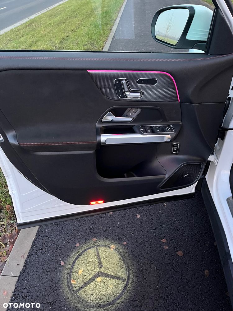 Mercedes-Benz EQB 350 66.5kWh 4-Matic AMG Line - 30