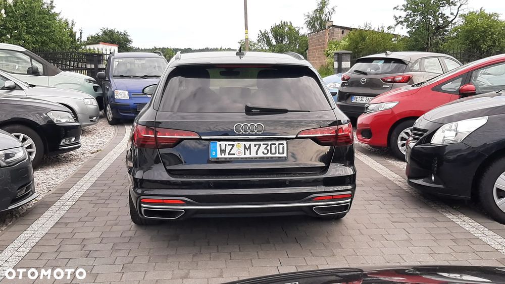 Audi A4 Avant - 4