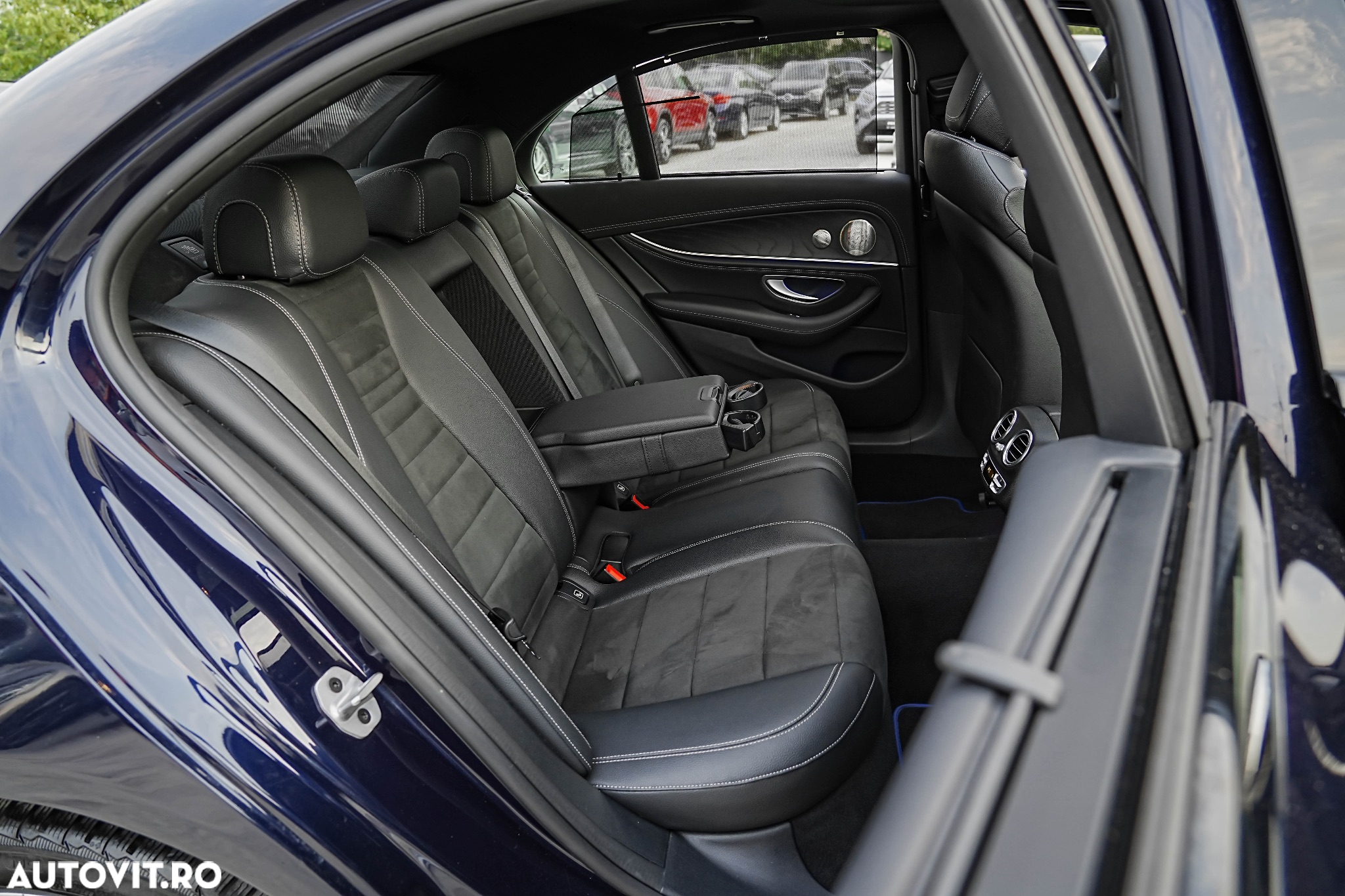 Mercedes-Benz E 350e 9G-TRONIC AMG Line - 18