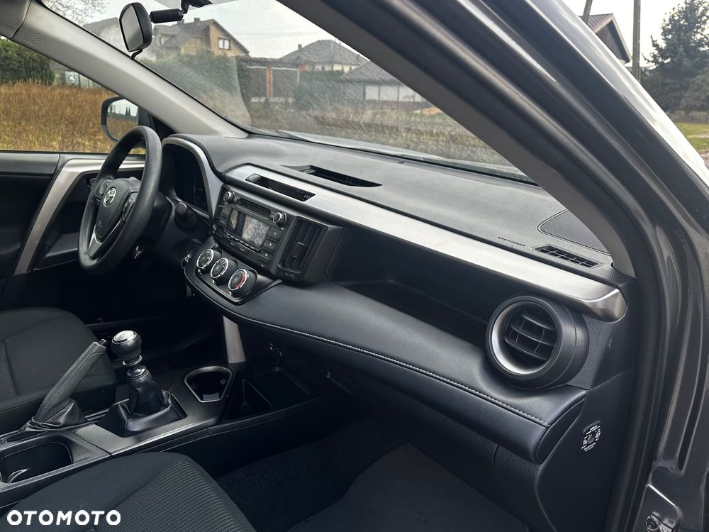 Toyota RAV4 2.0 D-4D Active 4x2 - 14