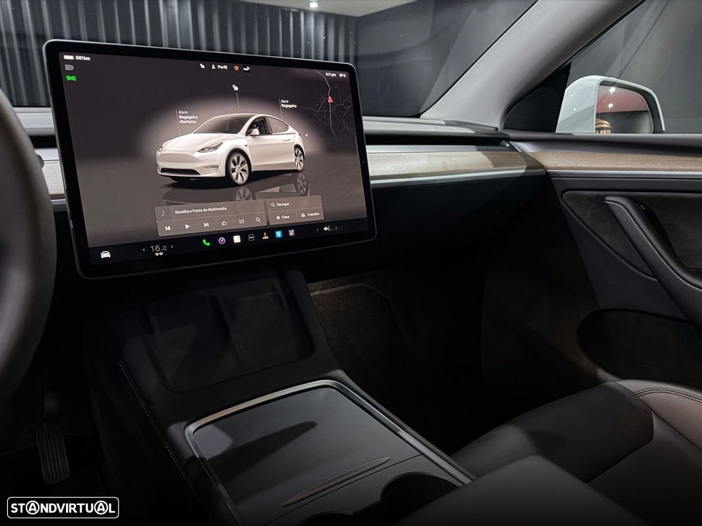 Tesla Model Y Standard - 18