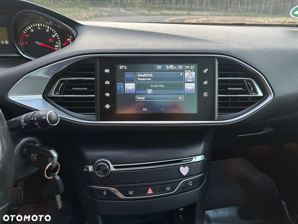 Peugeot 308 155 THP Allure - 16