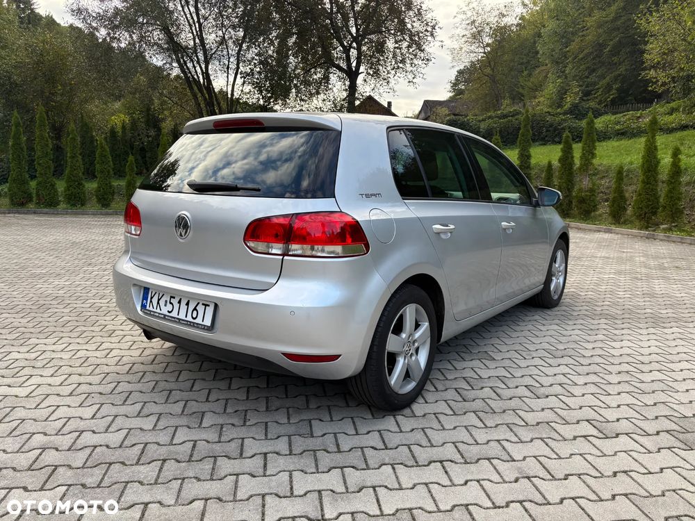 Volkswagen Golf 1.6 TDI DPF BlueMotion Technology Team - 4