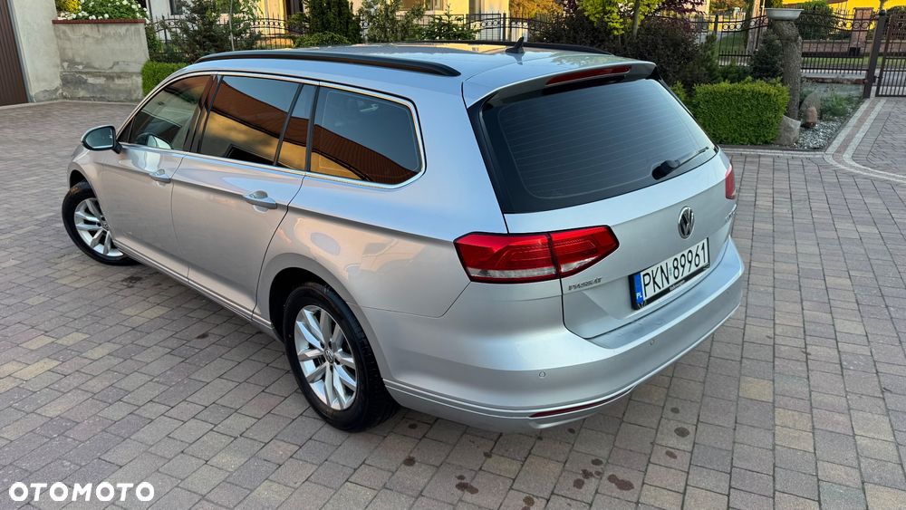 Volkswagen Passat 2.0 TDI SCR DSG Comfortline - 6