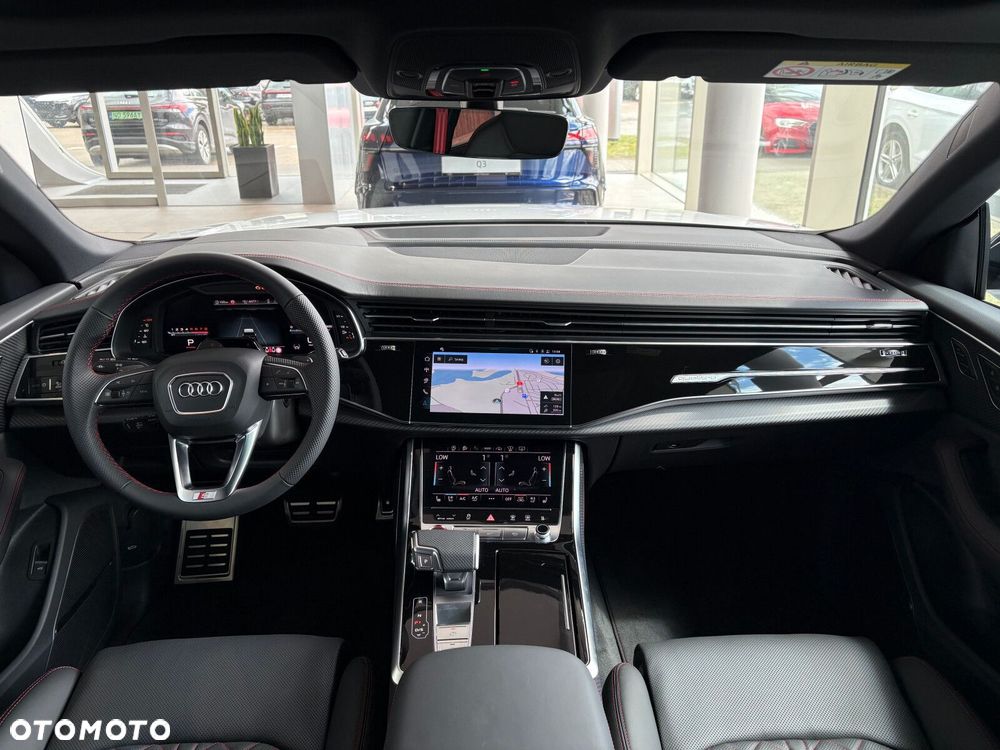 Audi Q8 - 11