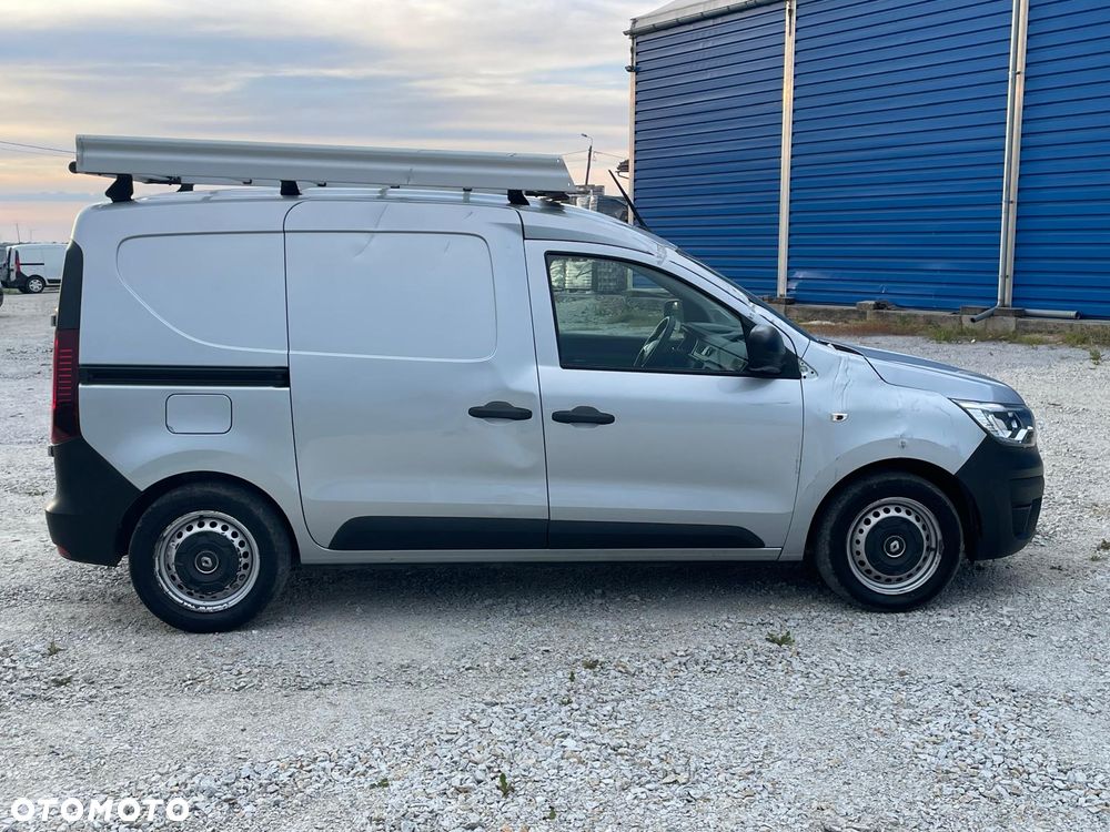 Renault Express - 4