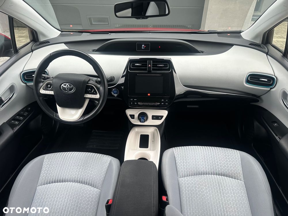 Toyota Prius 1.8 Hybrid Prestige - 30