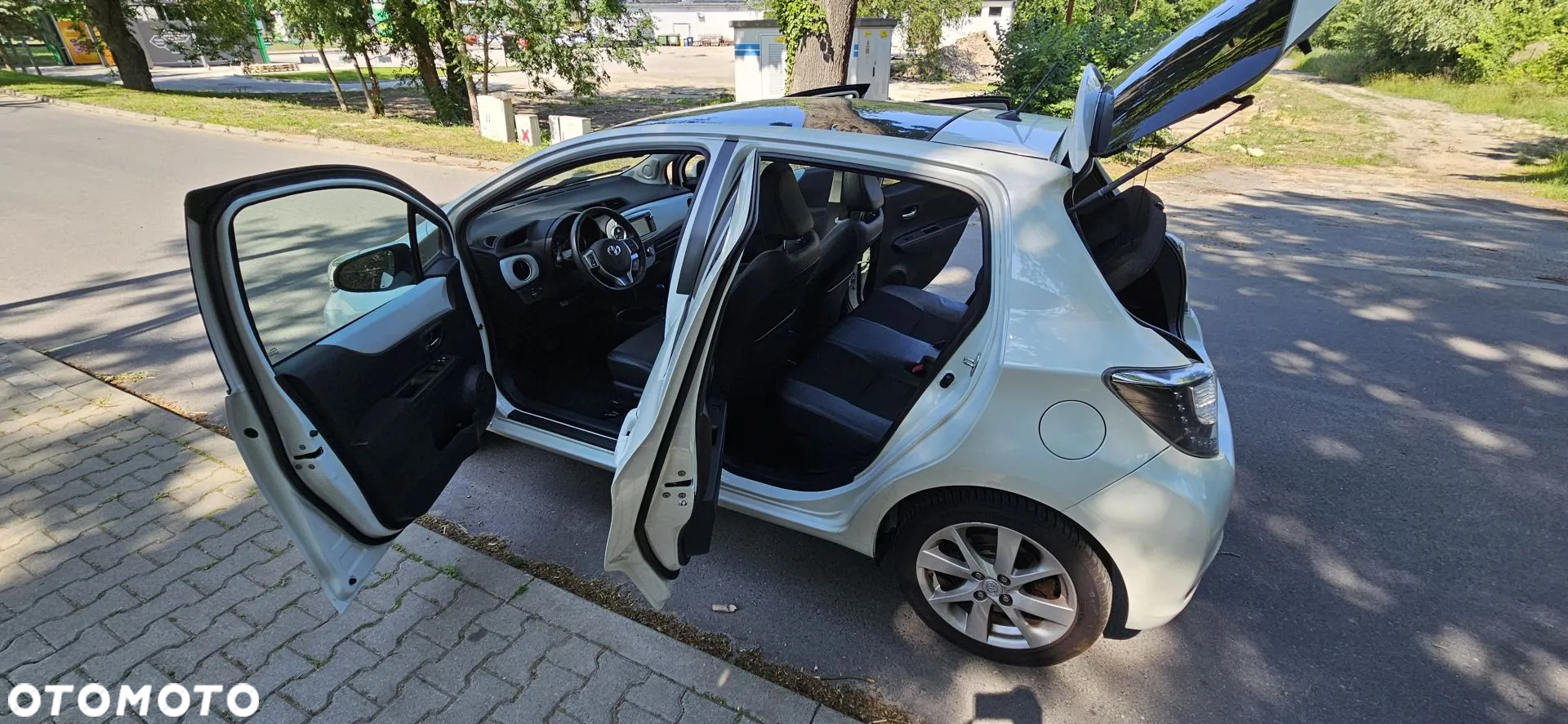 Toyota Yaris Hybrid 1.5 VVT-i Club - 12