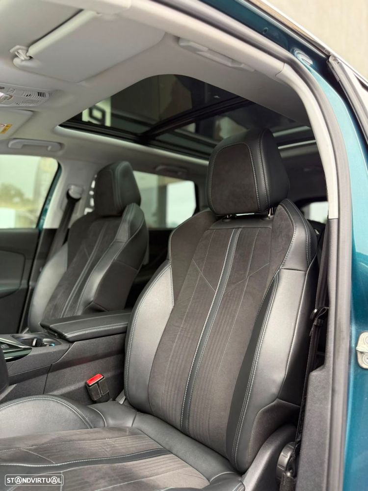 Peugeot 5008 - 24