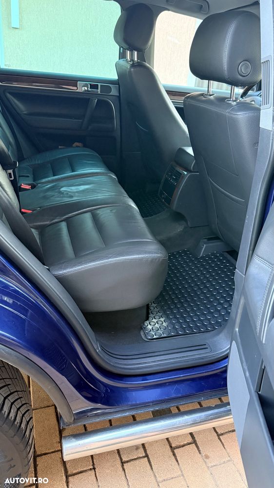 Volkswagen Touareg 2.5 TDI R5 Aut. - 12