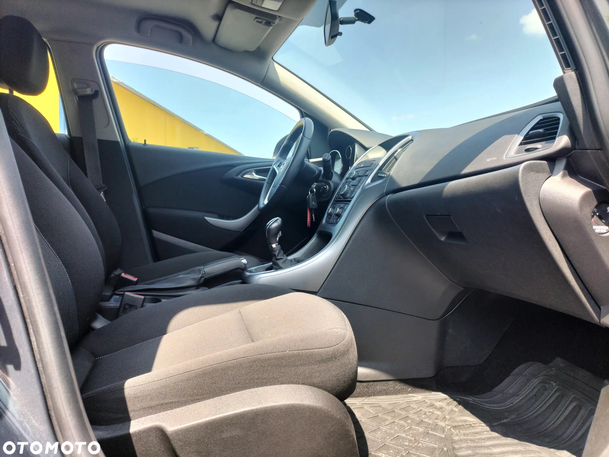 Opel Astra - 14