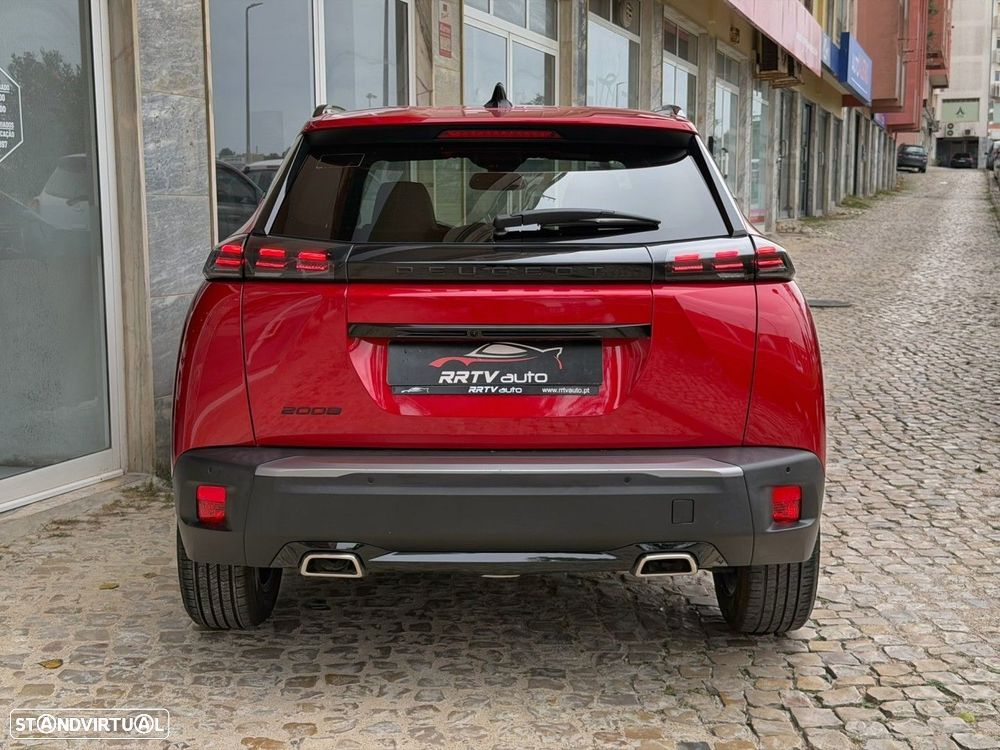 Peugeot 2008 PureTech 130 EAT8 GT - 14