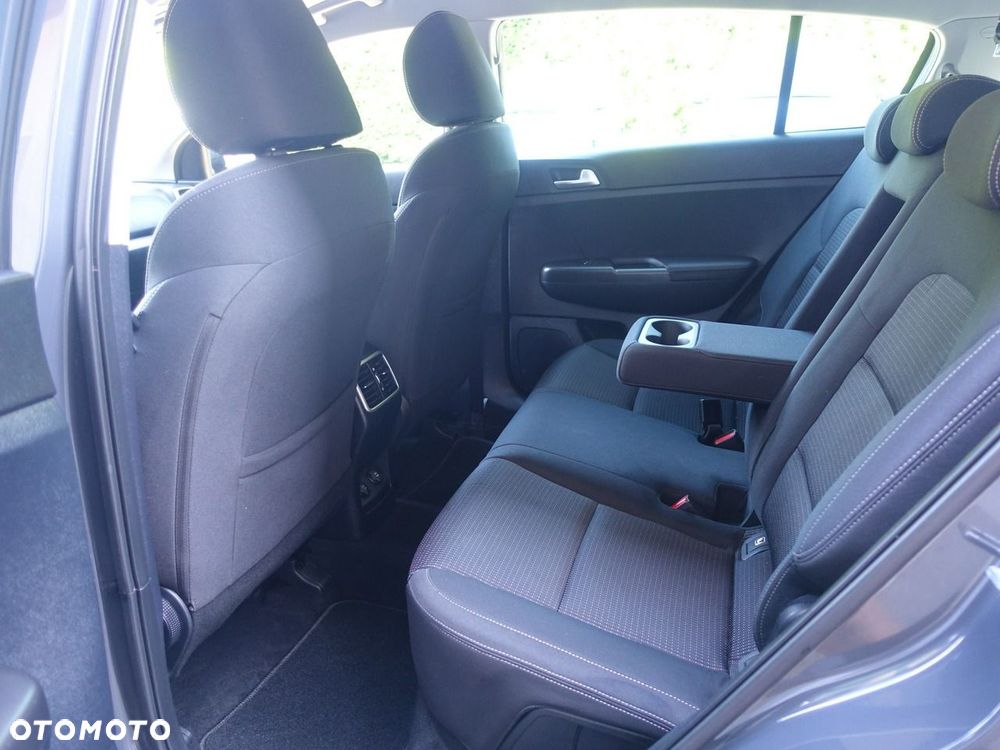 Kia Sportage 1.6 CRDI Black Edition 2WD - 17
