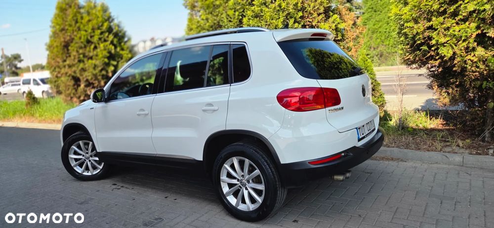 Volkswagen Tiguan 2.0 TDI SCR 4MOTION BlueMotion Technology DSG Exclusive - 10