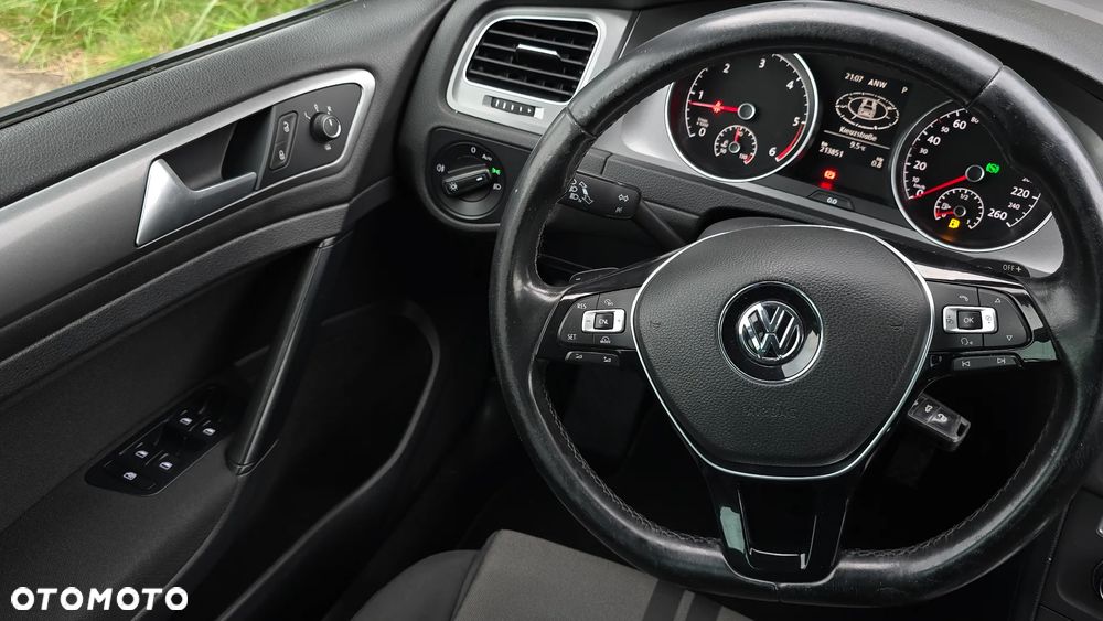 Volkswagen Golf VII 1.6 TDI BMT Highline DSG - 24