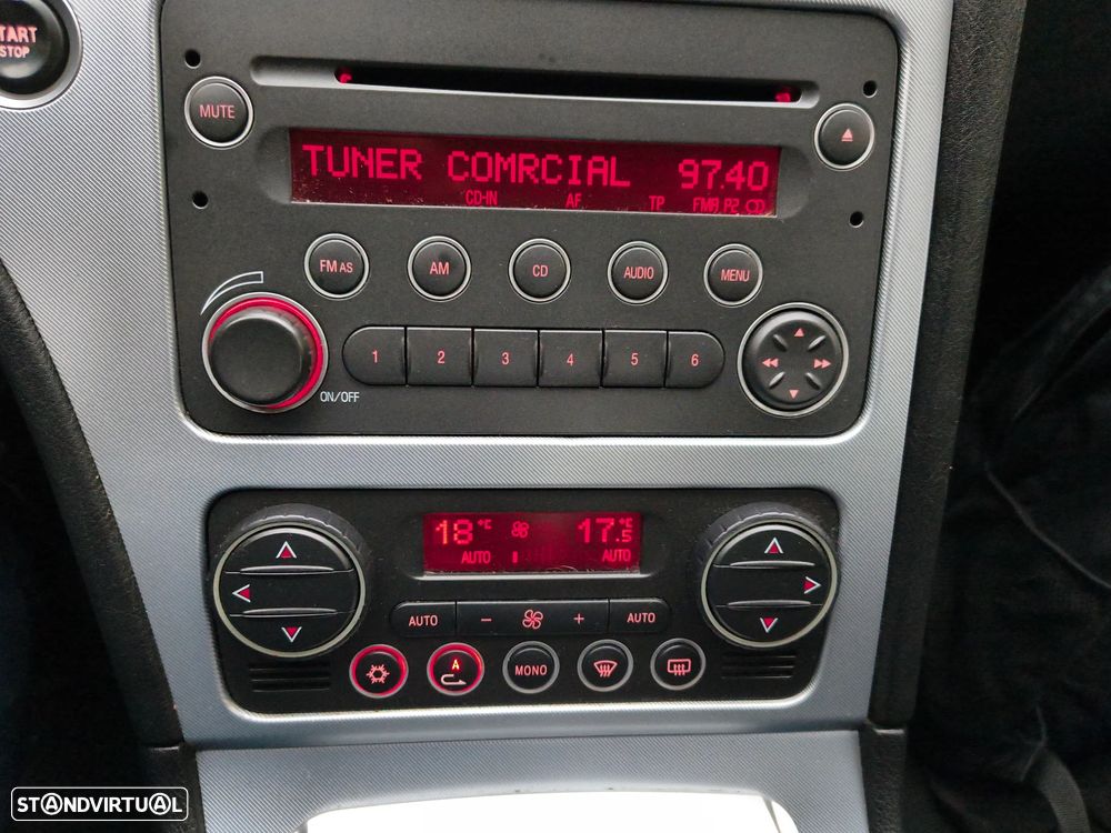 Alfa Romeo 159 1.9 JTDM 16V Q-Tronic TI - 24