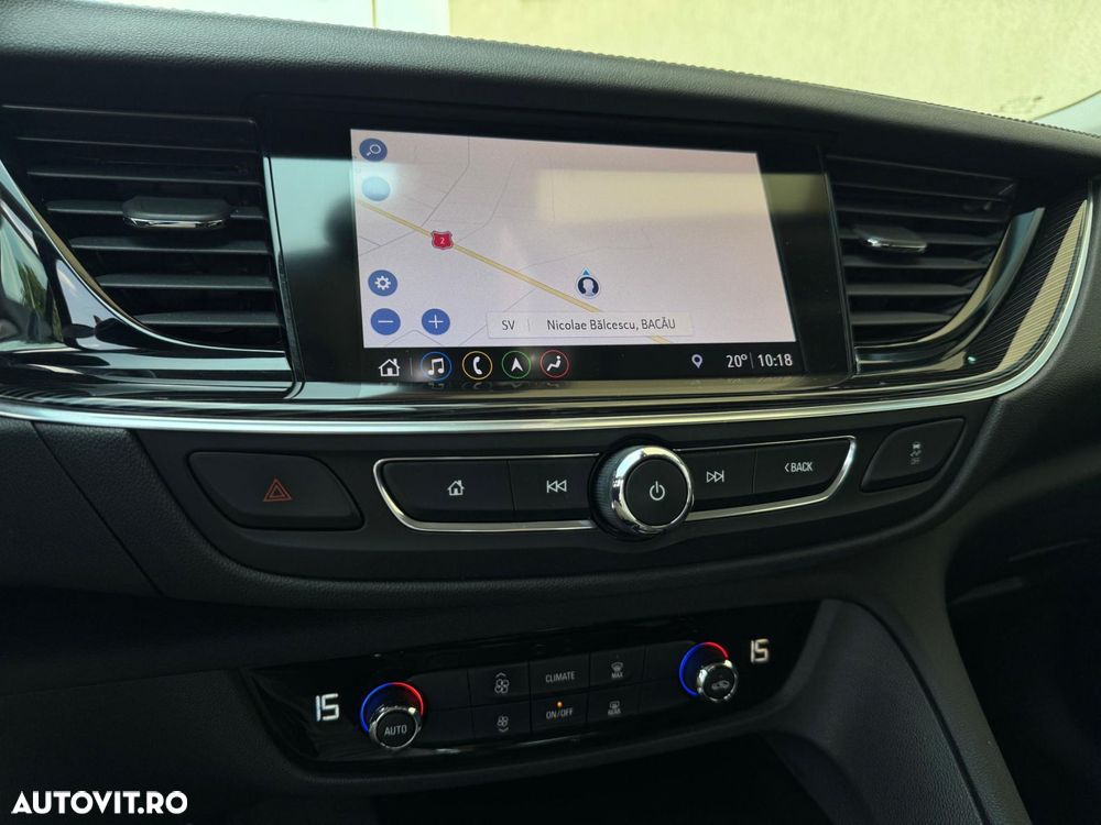 Opel Insignia - 10