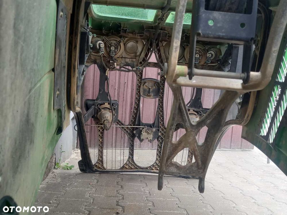 Maska John Deere 7280R - 8