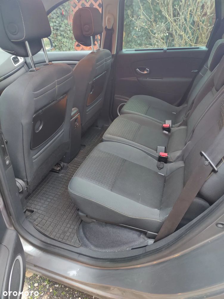 Renault Scenic - 12