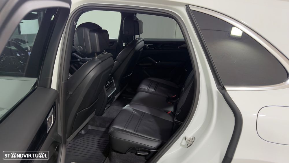 Porsche Cayenne E-Hybrid - 19