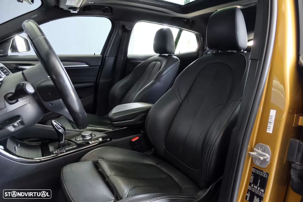 BMW X2 18 i sDrive Auto Pack M — fotografia 7