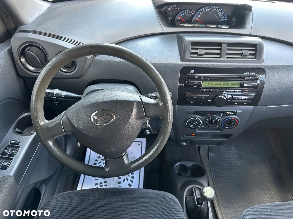 Daihatsu Materia - 26