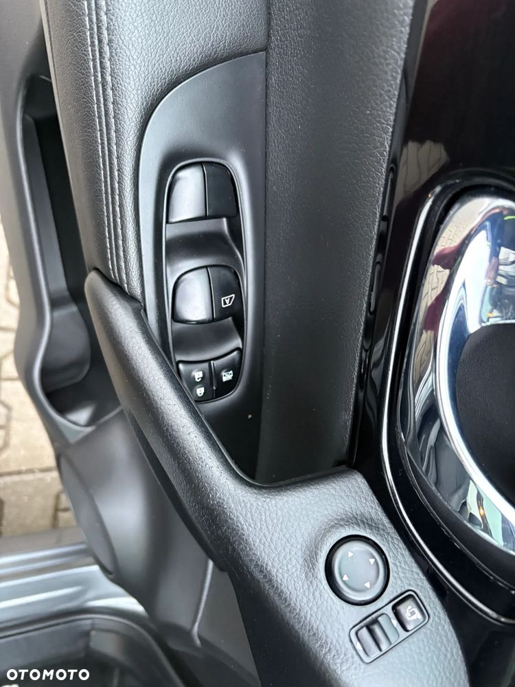 Nissan Qashqai 1.2 DIG-T TEKNA+ - 17