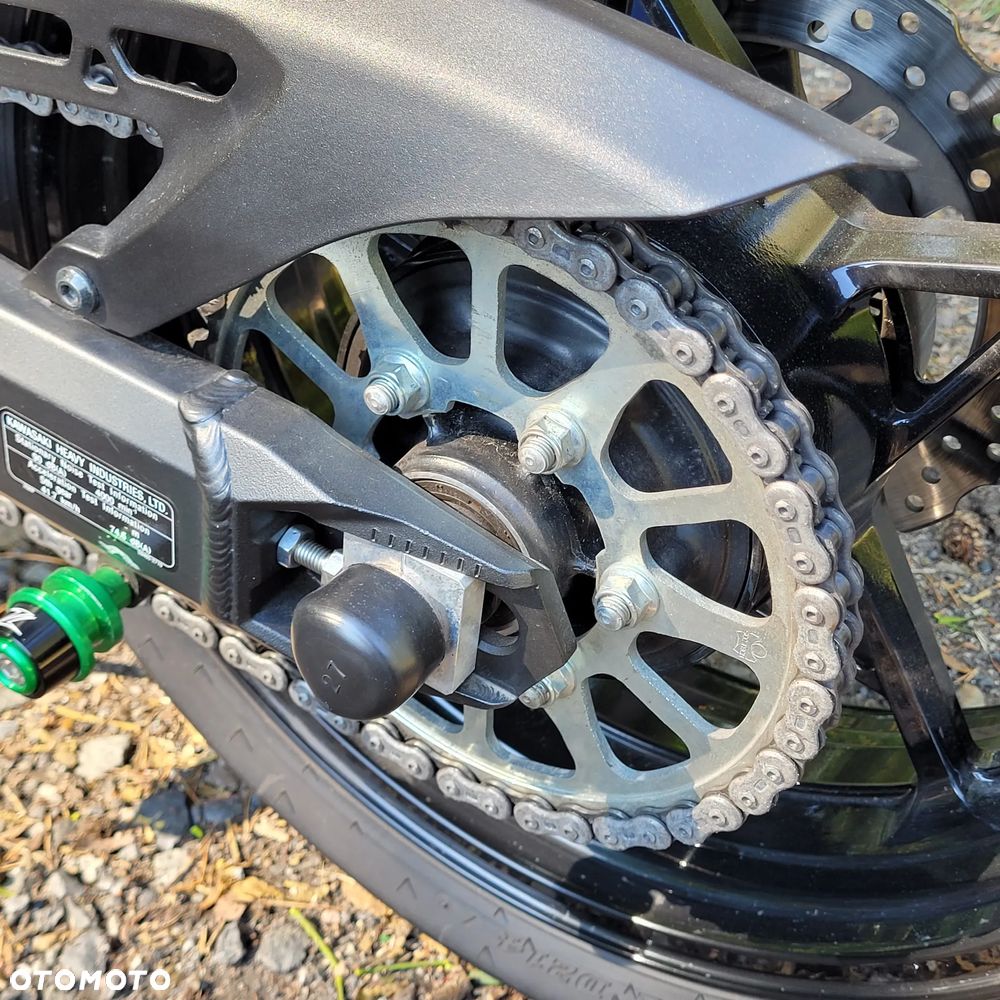 Kawasaki Z 900 - 10