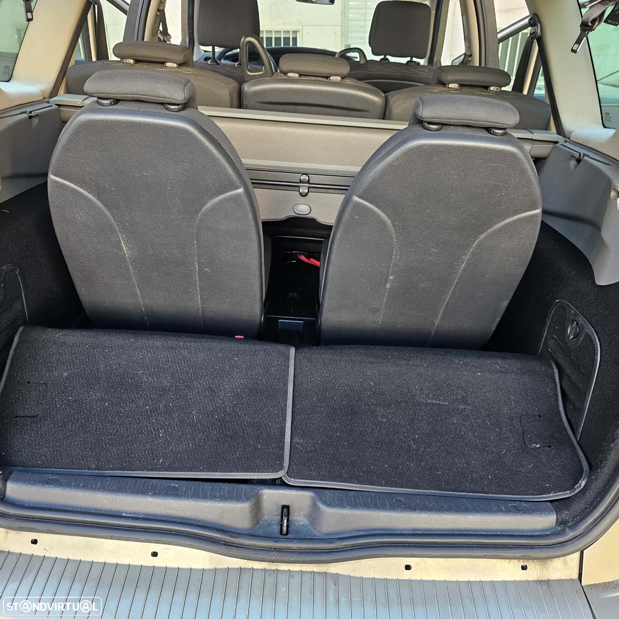 Renault Grand Scénic 1.5 dCi Luxe 7L - 27