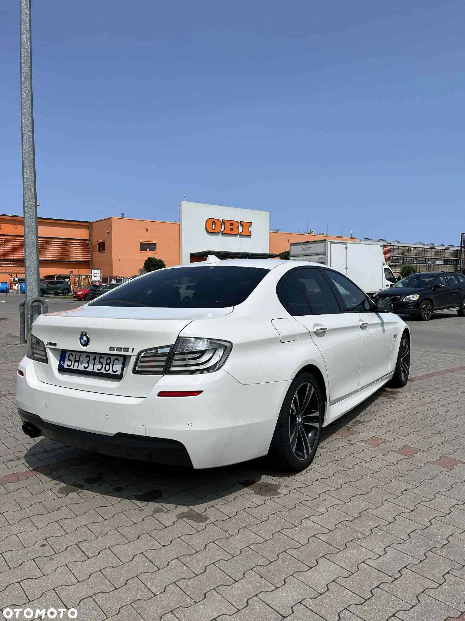BMW Seria 5 528i xDrive - 1