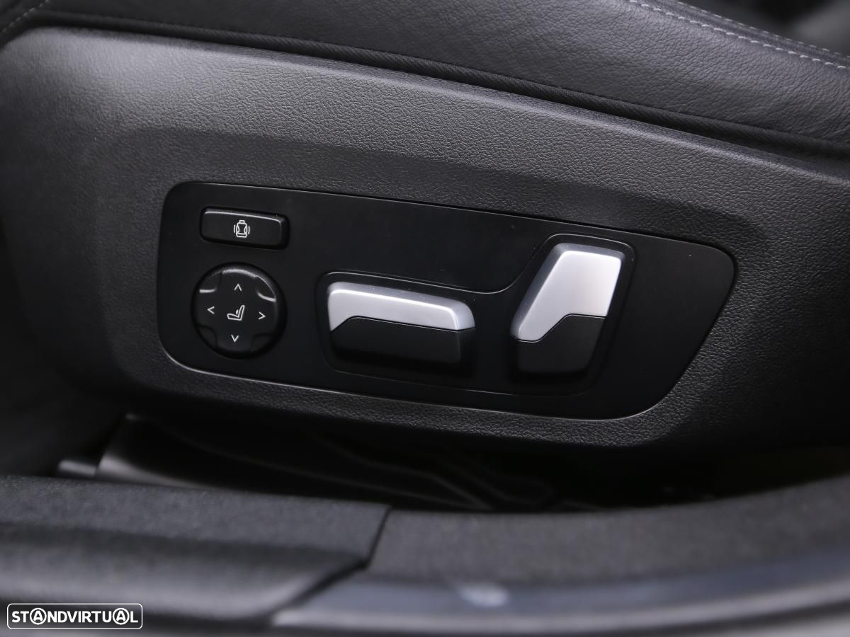 BMW 330 e Touring Pack M Auto - 23