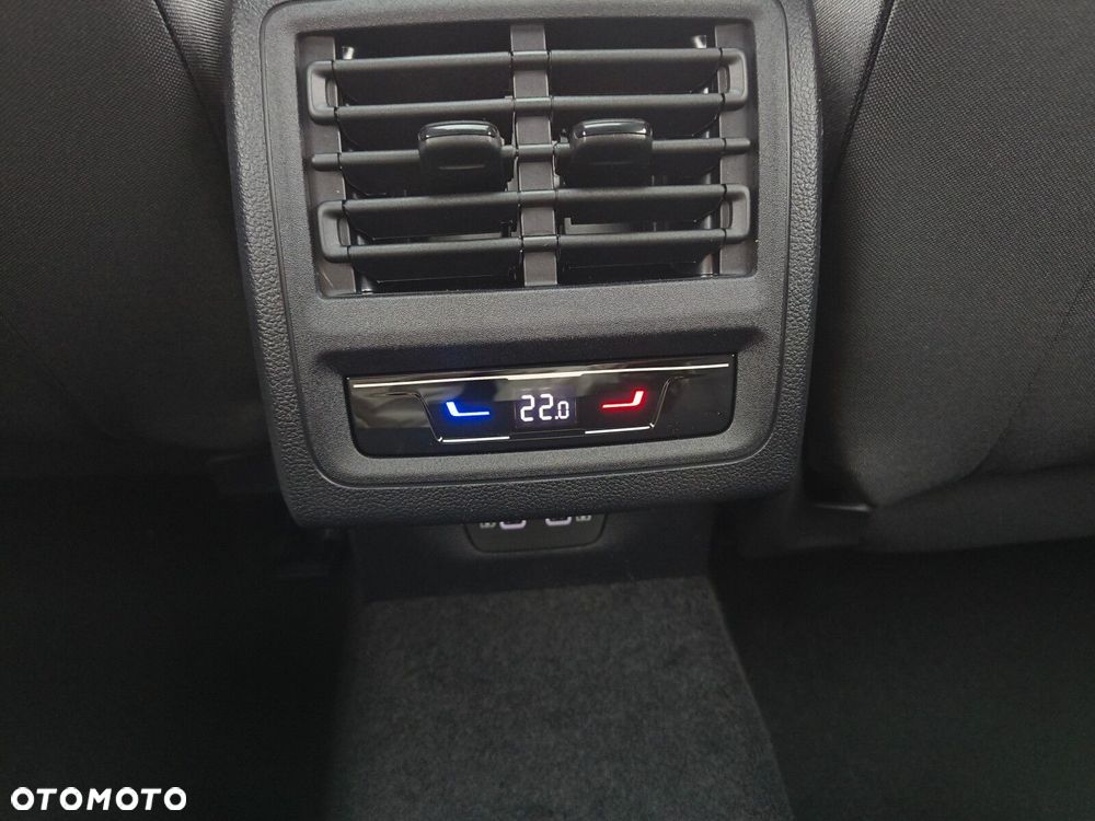 Volkswagen Golf 2.0 TSI GTI DSG - 11