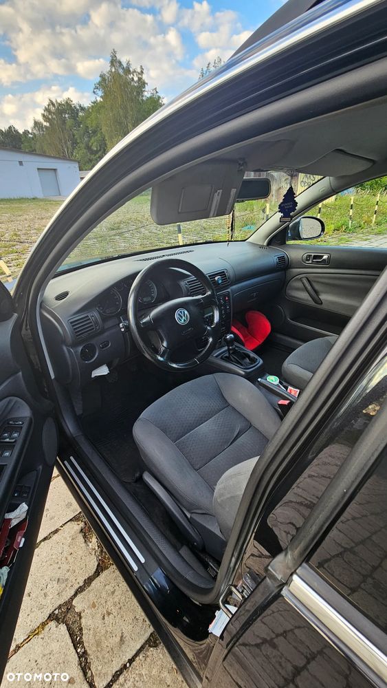 Volkswagen Passat - 19