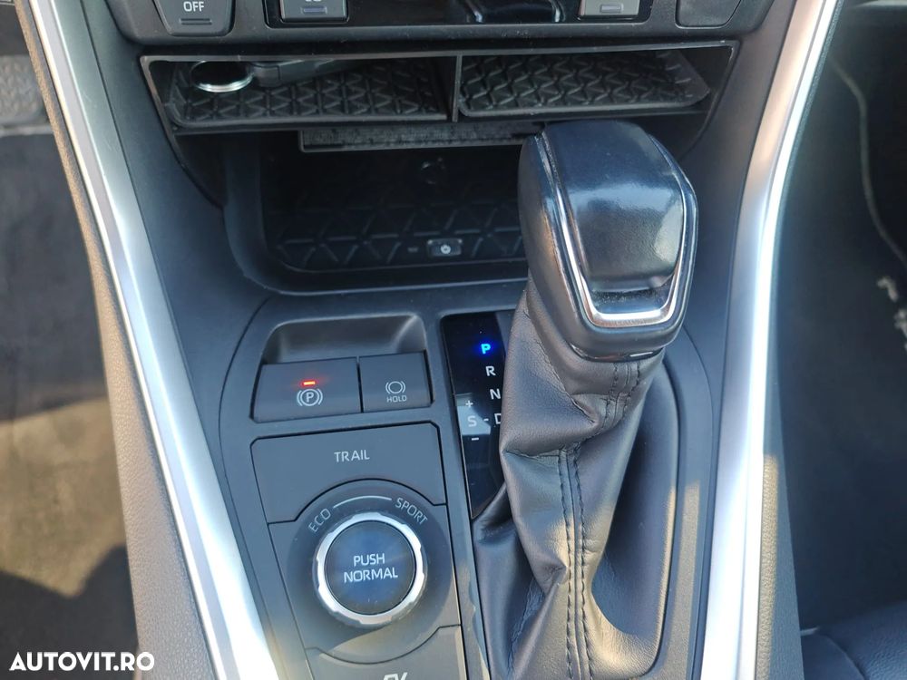 Toyota RAV4 2.5 4x4 Hybrid Style Selection - 18