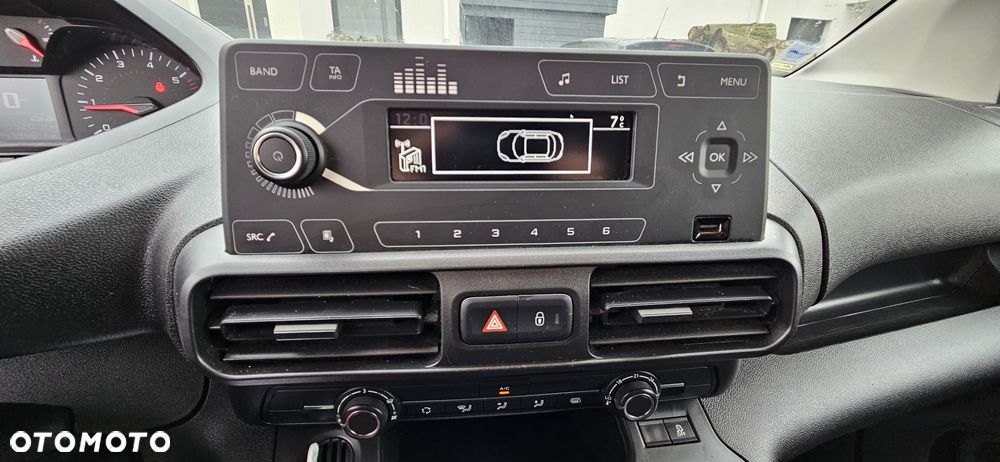 Peugeot Partner - 13