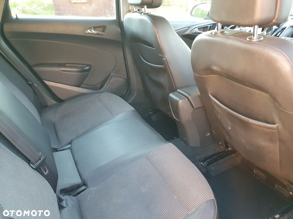 Opel Astra 1.6 CDTI Cosmo - 22