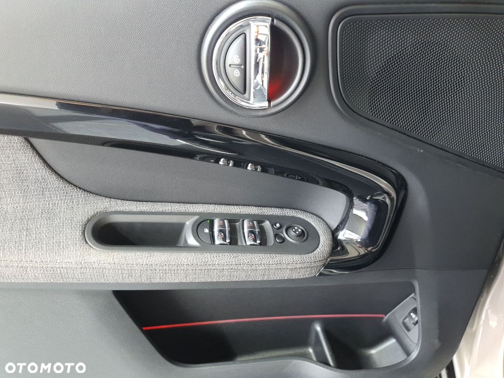 MINI Countryman Cooper Classic Trim - 11