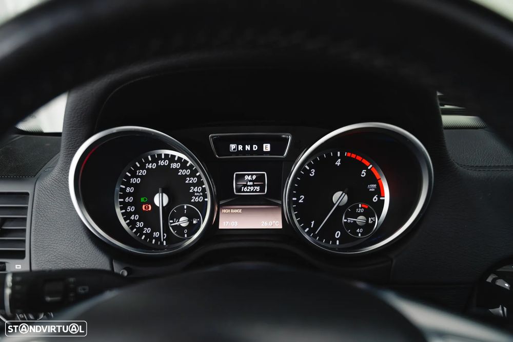 Mercedes-Benz G 350 d 9G-TRONIC AMG Line - 38