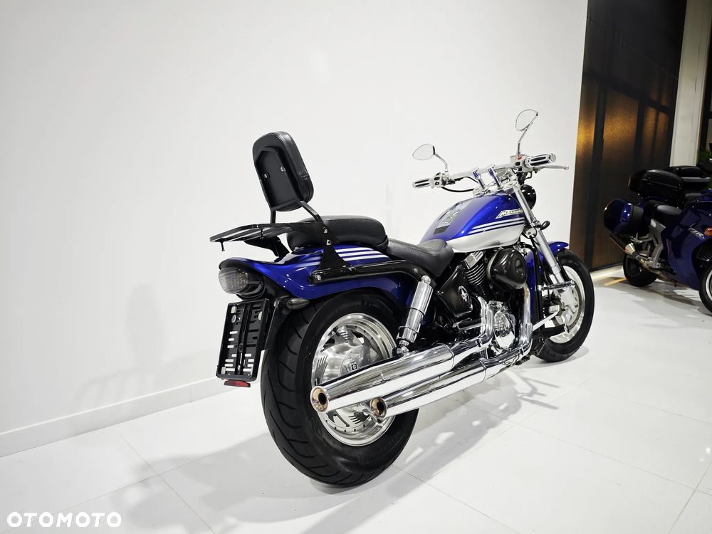 Suzuki Marauder - 6