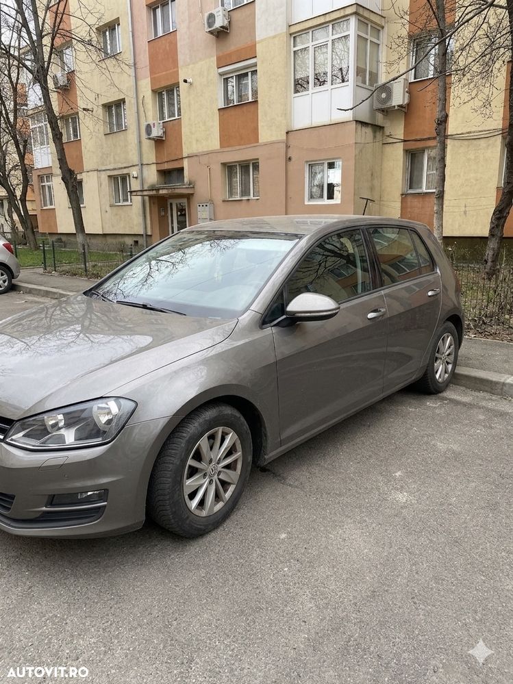 Volkswagen Golf 1.4 TSI Trendline DSG - 5