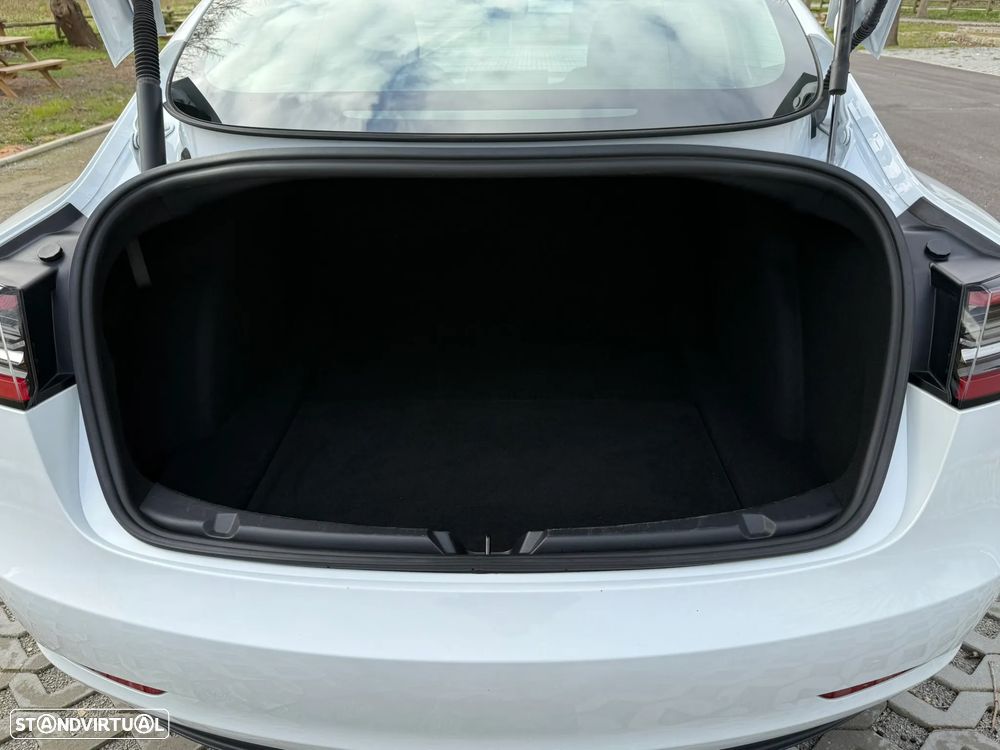 Tesla Model 3 Long Range AWD Dual Motor Performance - 18