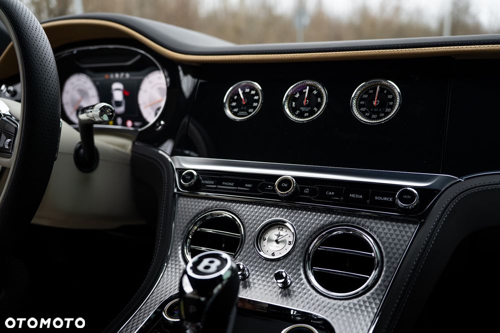 Bentley Continental GT V8 Mulliner - 28