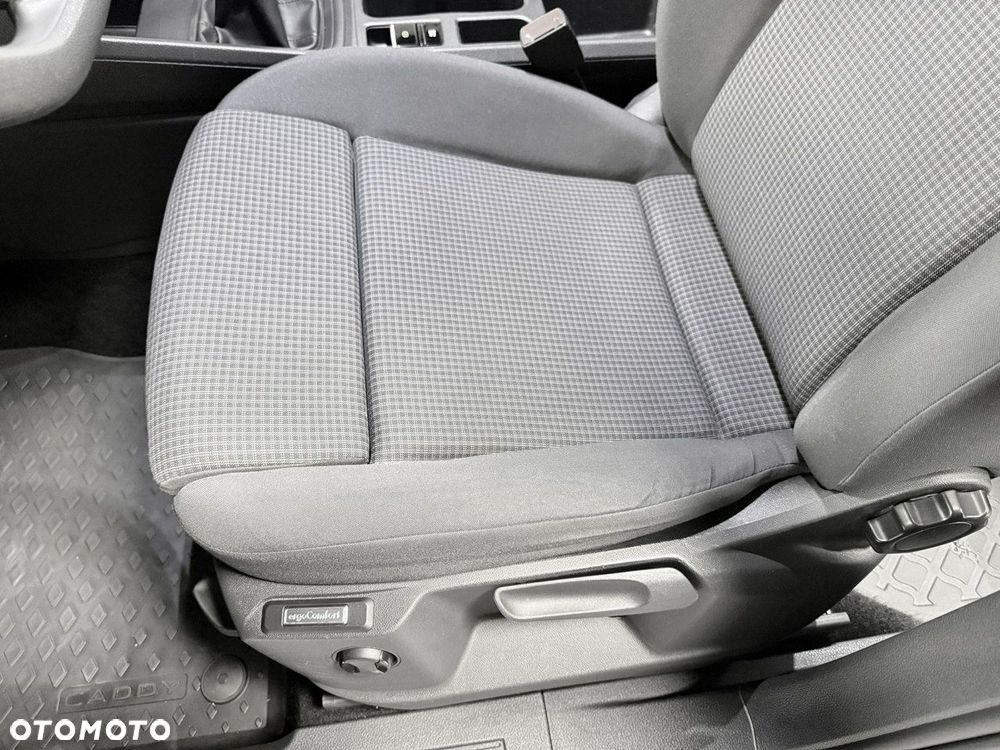 Volkswagen Caddy - 22