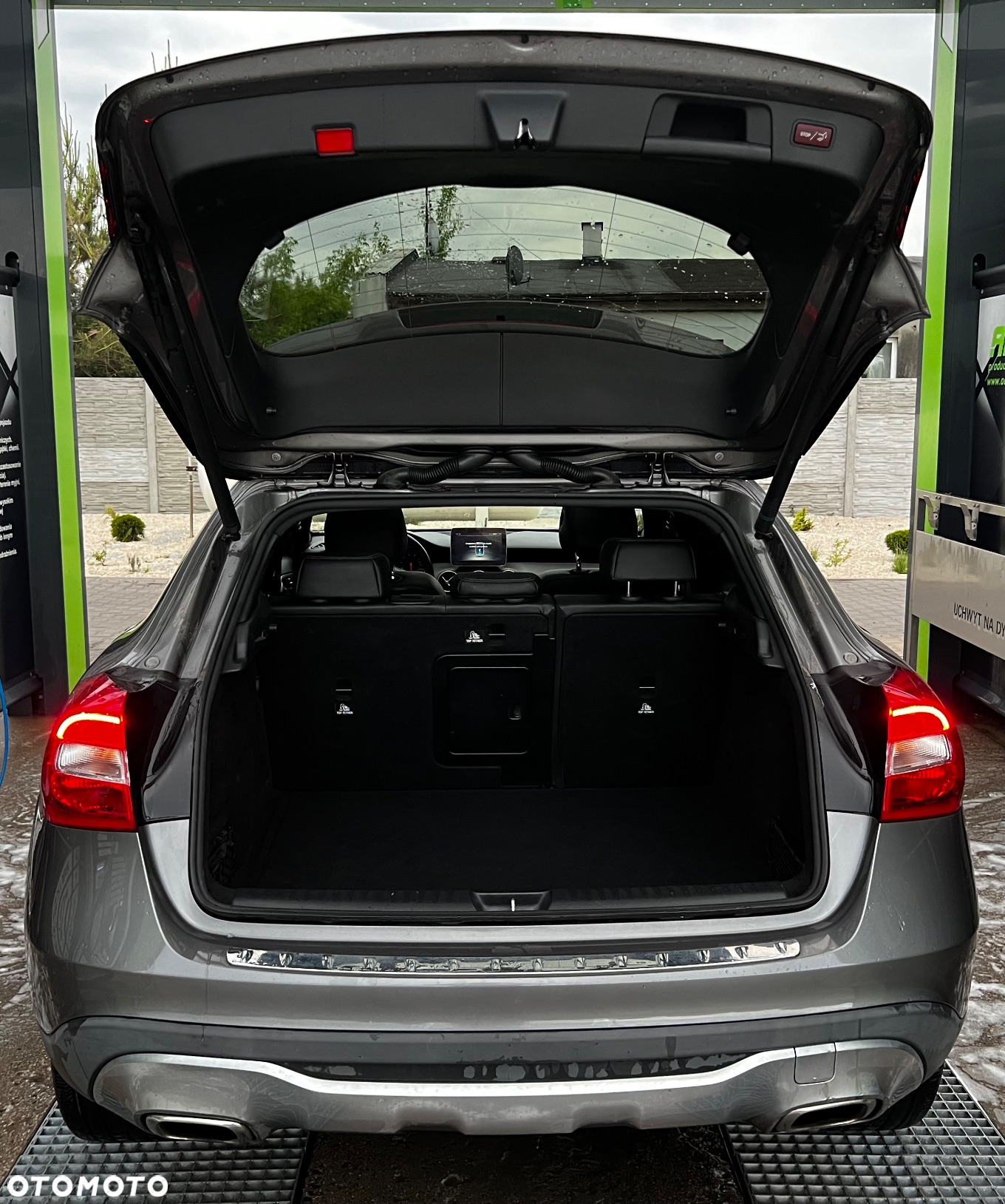 Mercedes-Benz GLA 250 4Matic 7G-DCT UrbanStyle Edition - 8