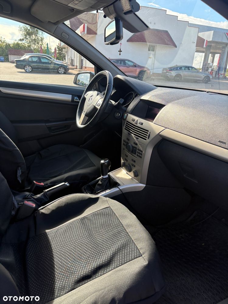 Opel Astra - 17