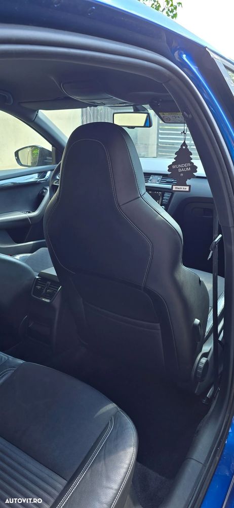Skoda Octavia 2.0 TDI RS DSG - 6