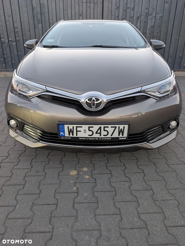 Toyota Auris 1.6 Premium MS - 13
