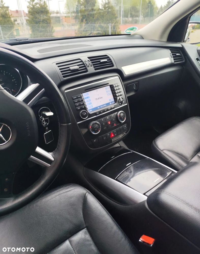 Mercedes-Benz Klasa R 320 CDI L 4-Matic - 14