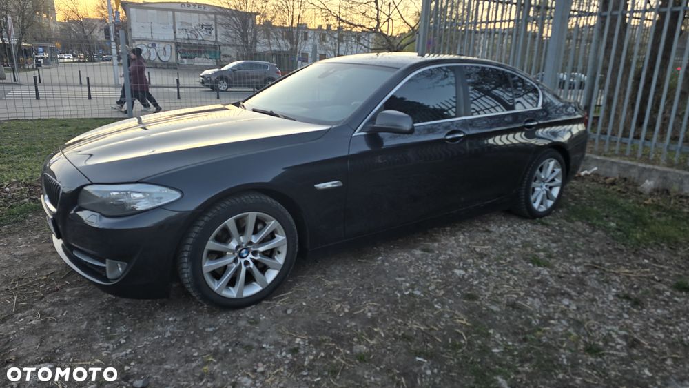 BMW Seria 5 530d xDrive - 1