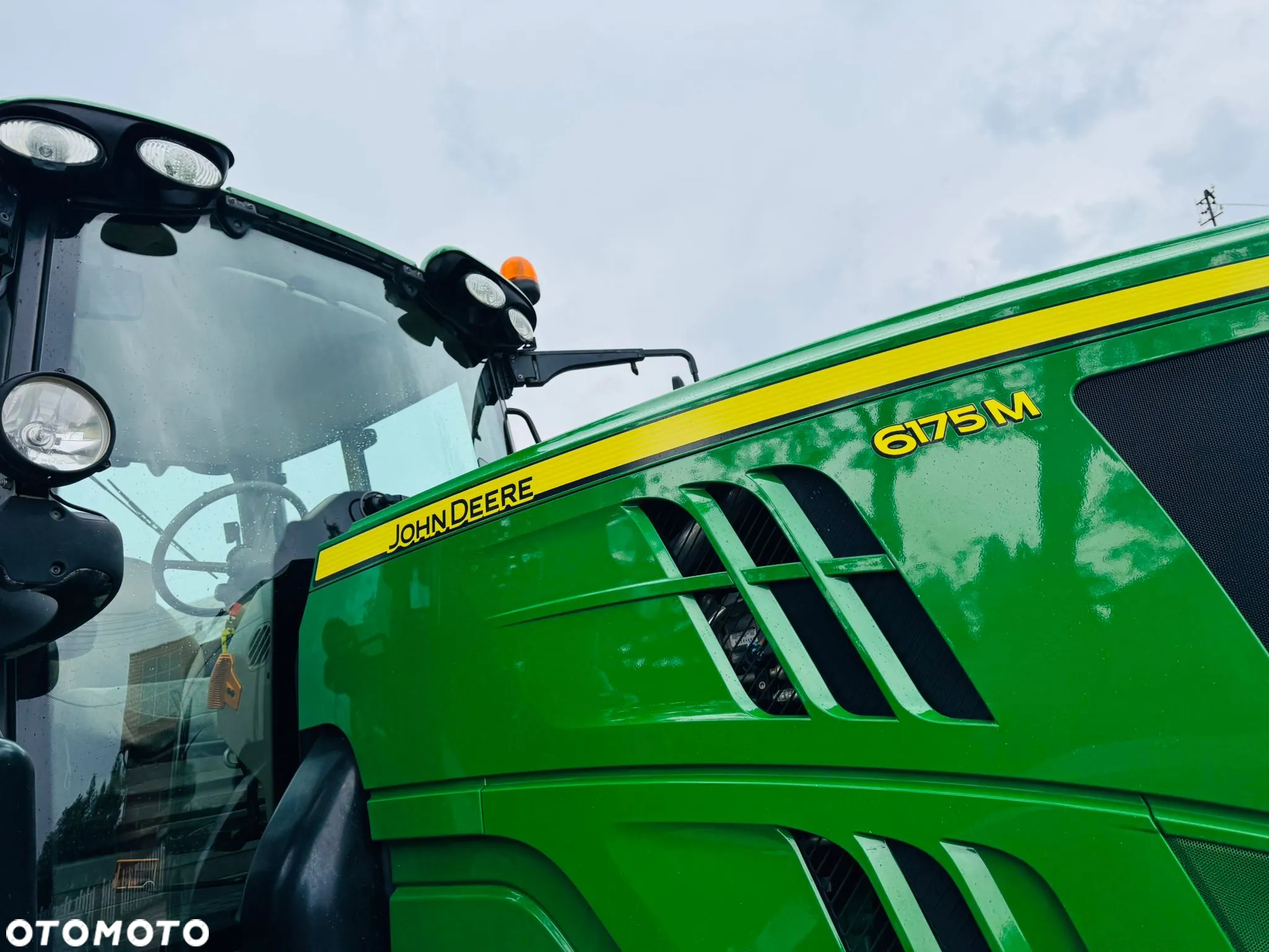 John Deere 6175M - 8
